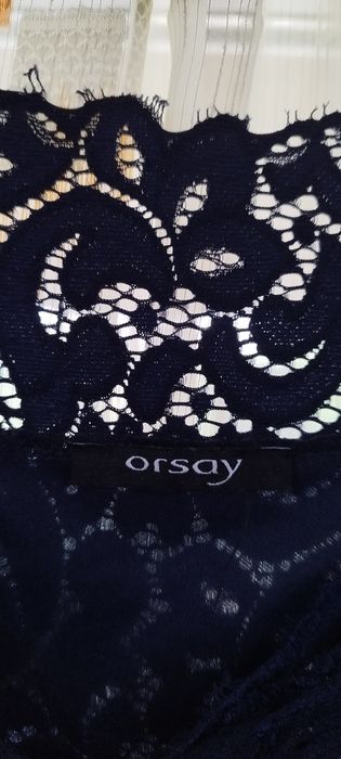 Vând rochiță elegantă,culoare albastru închis din dantelă ,mărime xs