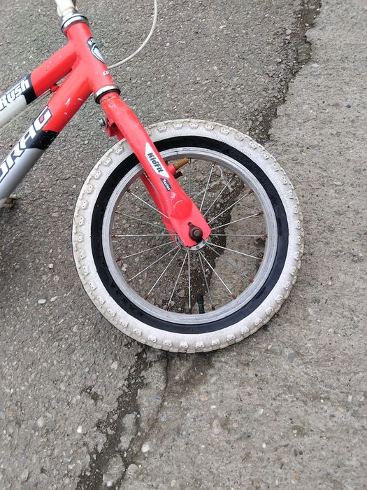 Vand Bicicelaetă pentru copii