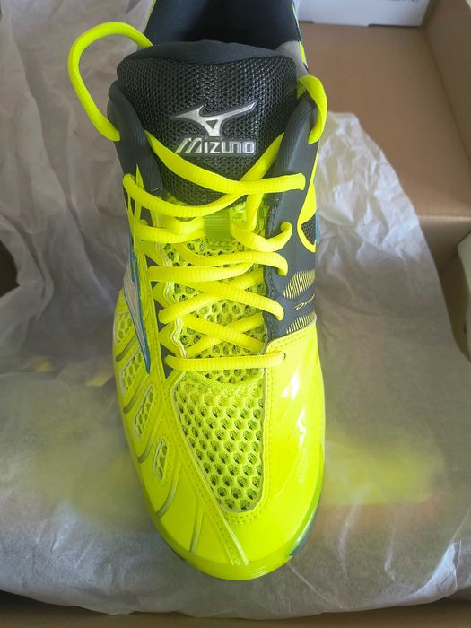 Pantofi volei mizuno noi
