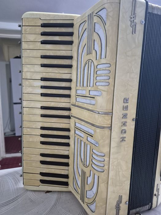 Acordeon hohner 120
