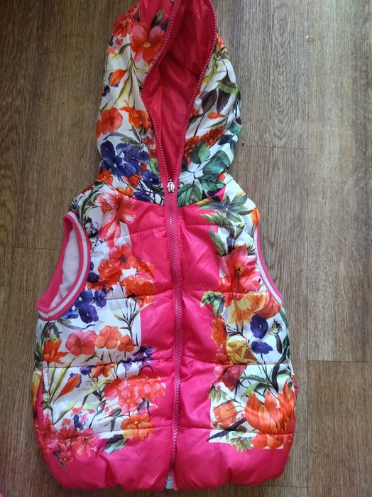 Жилетка деми 4-5 лет