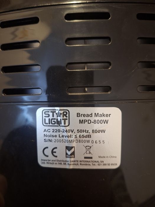 Masina de facut paine Starlight MPD800W