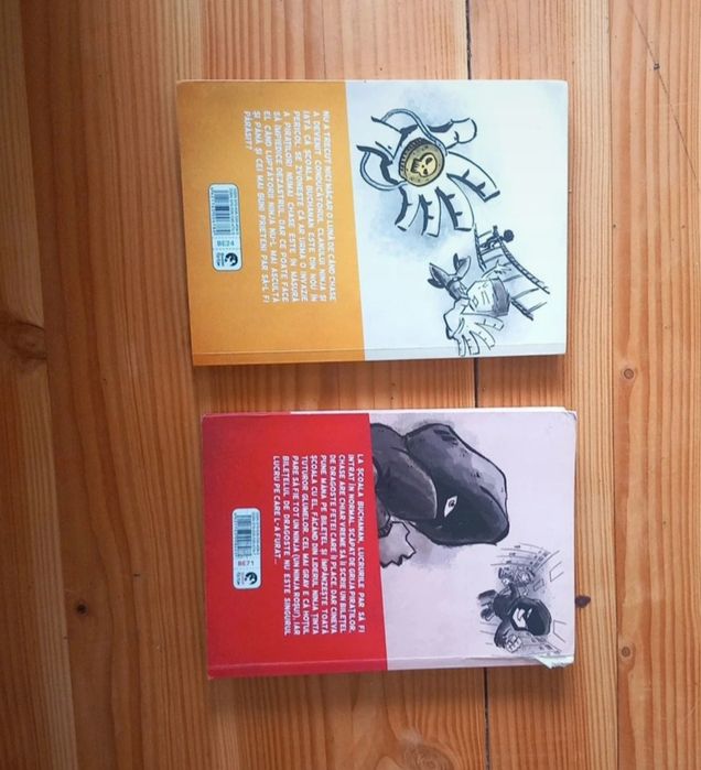 Vând carte bilingva