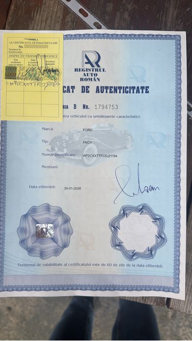 Ford tranzit 7 locuri basculabil 3 parti RAR efectuat