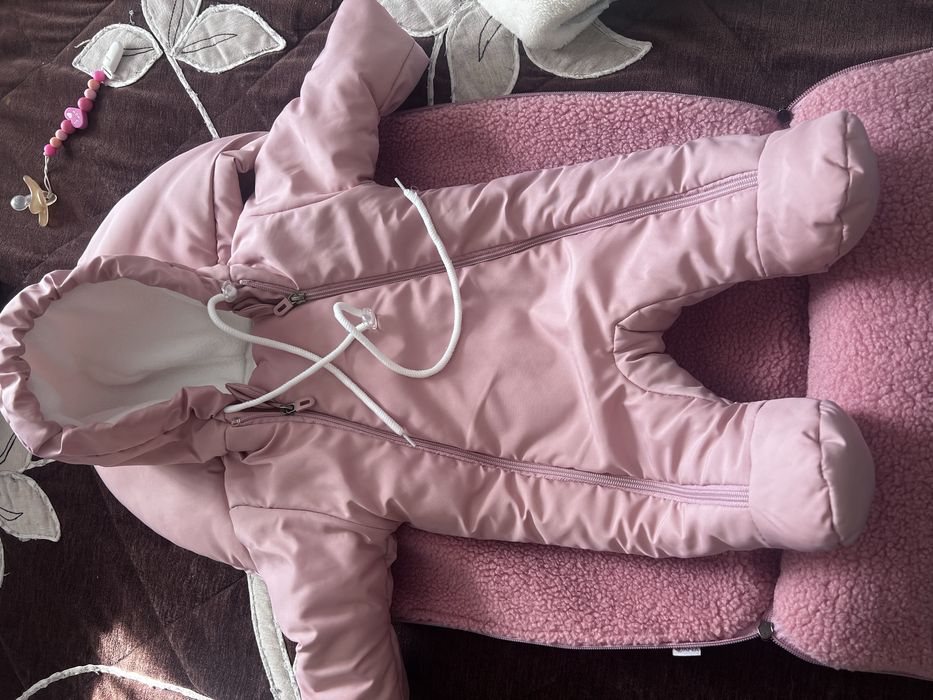 Детски конверт с комбезом