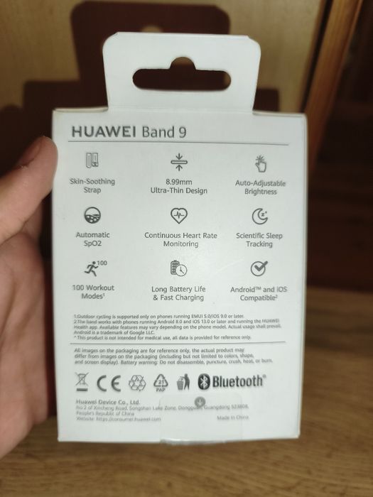 Продам фитнес браслет Huawei band 9