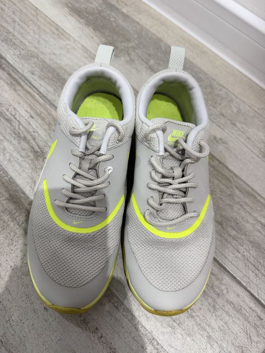 Дамски маратонки Nike
