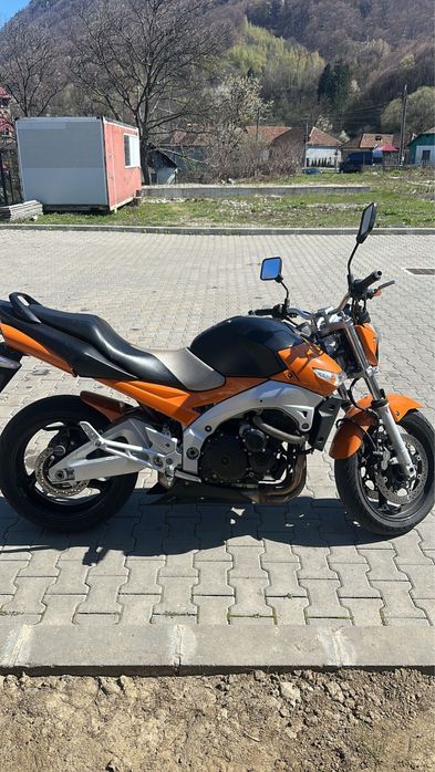 Suzuki GSR 600 2006