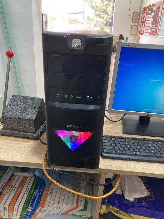 Celeron 3900 Case sotiladi (kompyuter)