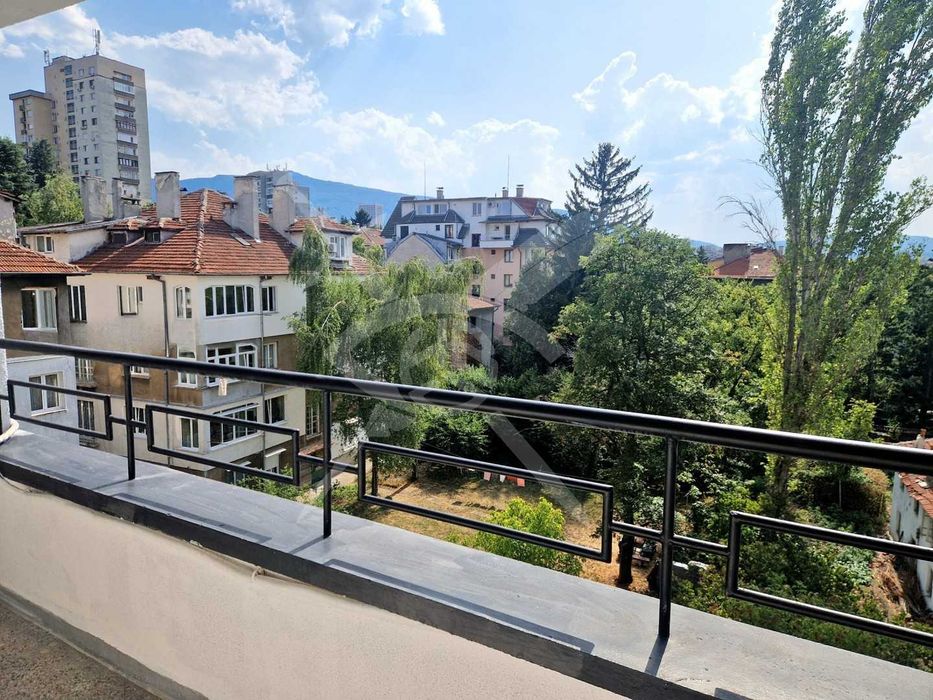 Дава се под наем Двустаен апартамент в София, Лозенец - 73 кв.м за 800 € - Снимка #10