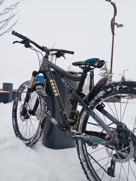 Bicicleta full suspension bergamont pe aer