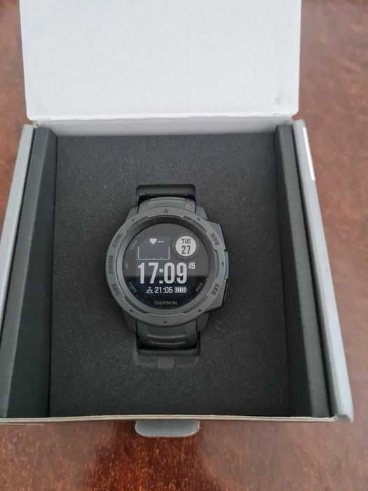 GARMIN Instinct GPS Watch