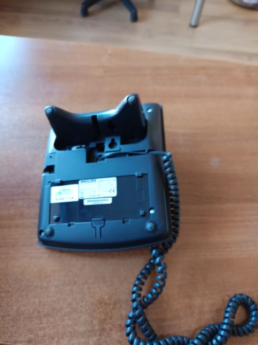 Продавам стационарни телефони