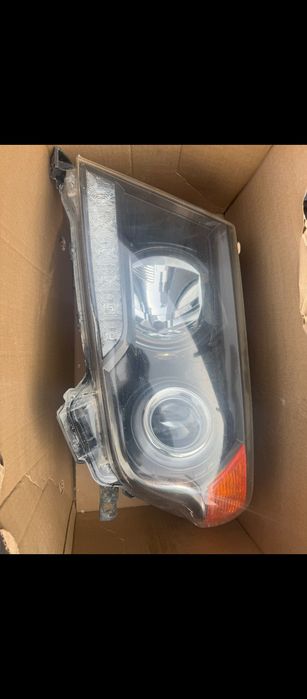 Продам фары на Land Cruiser 200