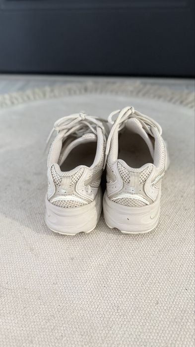 Adidasi new balance, marimea 37