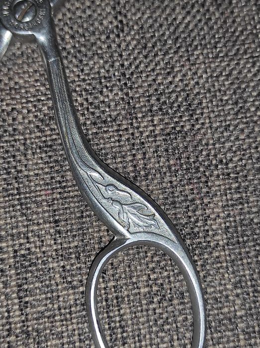 Старинные щипцы для сахара