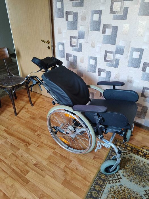 Scaun/fotoliu cu rotile