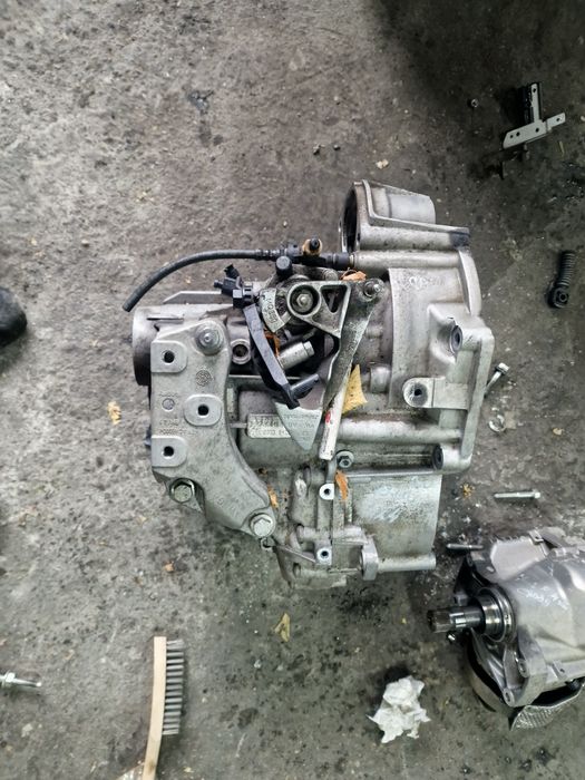 Cutie viteze MRV 4x4 2.0 DFH vw golf 7 caddy leon a3 octavia 3