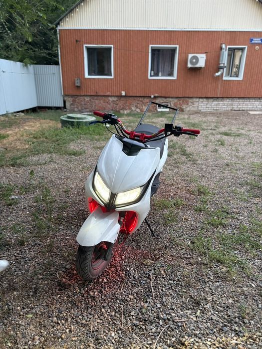 продам м8 стант 180к торг мотор лия