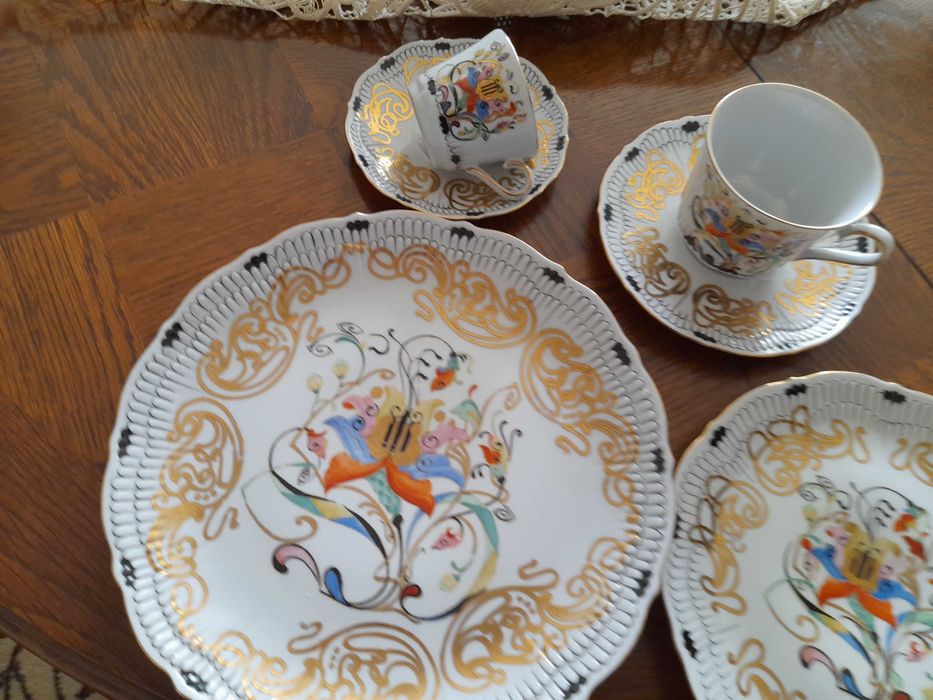 serviciu de masa si pahare cristal vintage