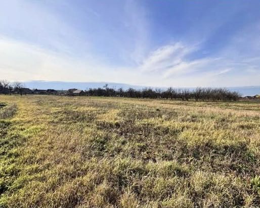 TEREN + CASA Vanzare FELCHERIU CU TOATE utilitatile (Gaz,Curent,Canal)