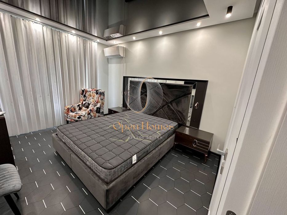 Продава се Тристаен апартамент в Пловдив, Тракия - 130 кв.м за 2808 €/кв.м - Снимка #8