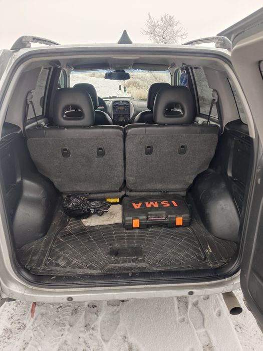 Продаётся тойота рав4