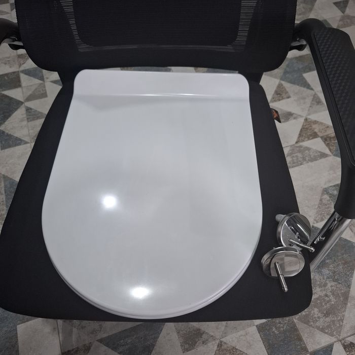 Стульчак для унитаза с доводчиком