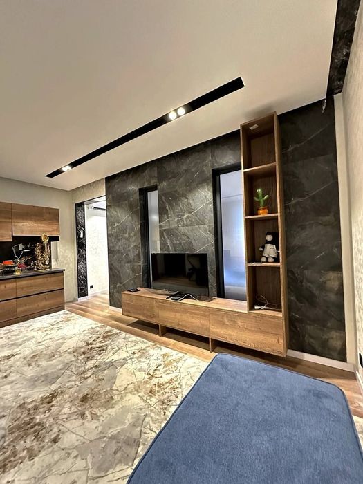 Мирабадский район ул.Ойбек шох мед, 4х комнатная квартира меблирована