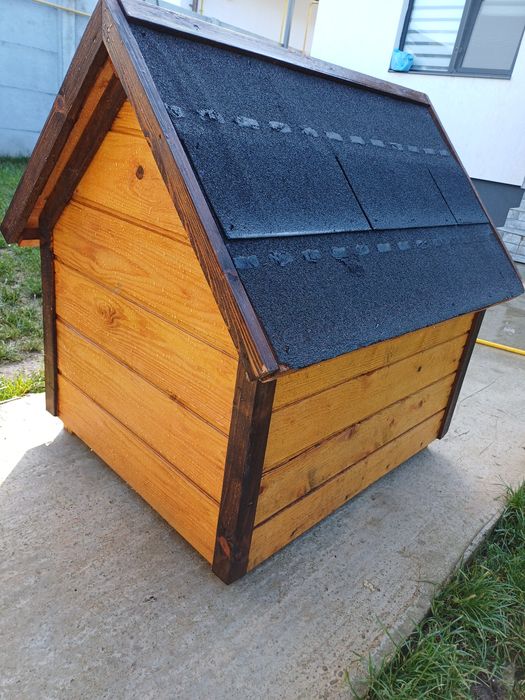 Vând cușcă câine talie medie.