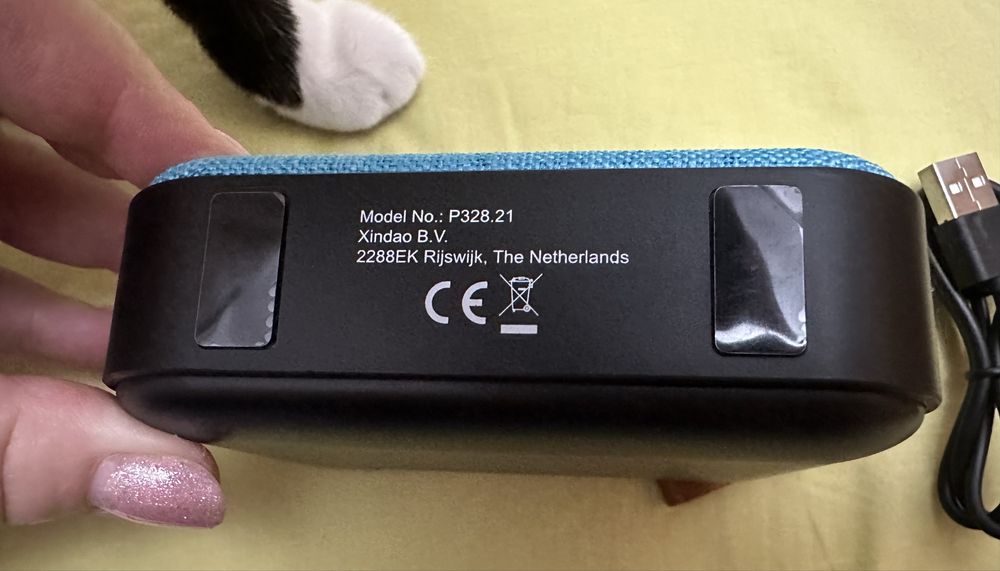 Mini boxa portabila