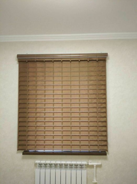 Жалюзи оптом нархда, потолочний карниз