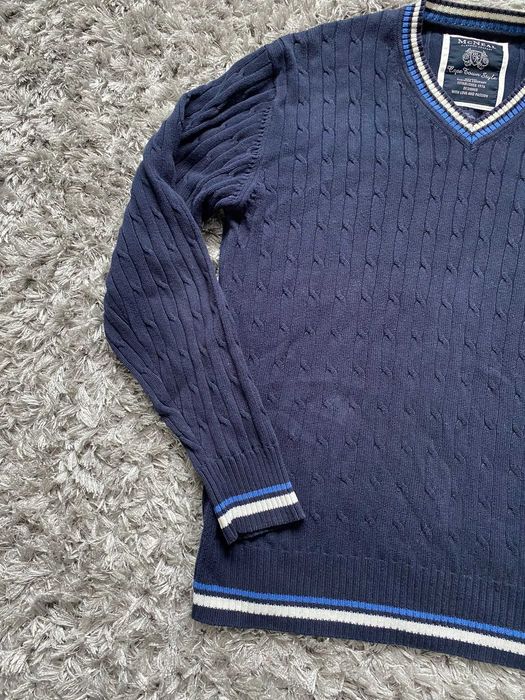 pulover mcneal bleumarin