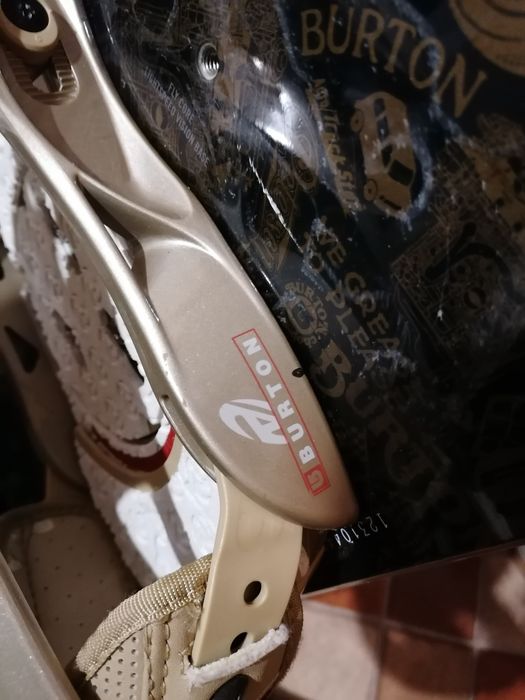 Сноуборд burton clash 151 оборудван