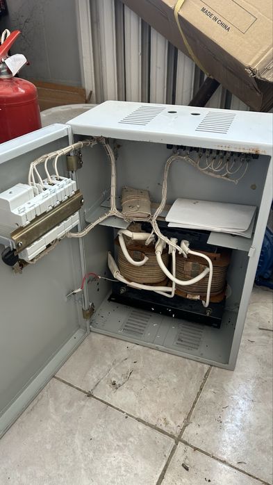 Щит питания для кабинета физики