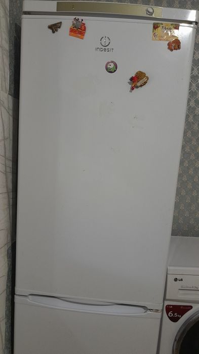 Холодильник продам