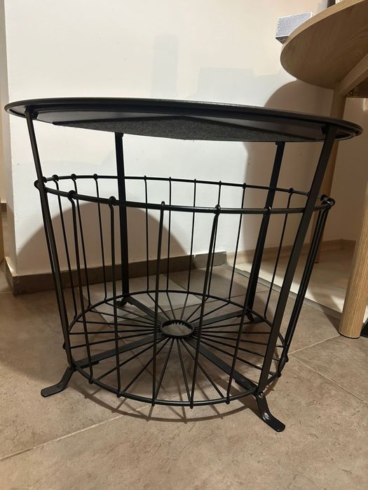 Маса IKEA Gualov