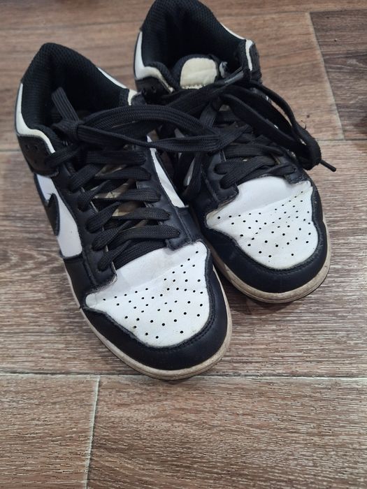 Кроссовки Nike  35 р