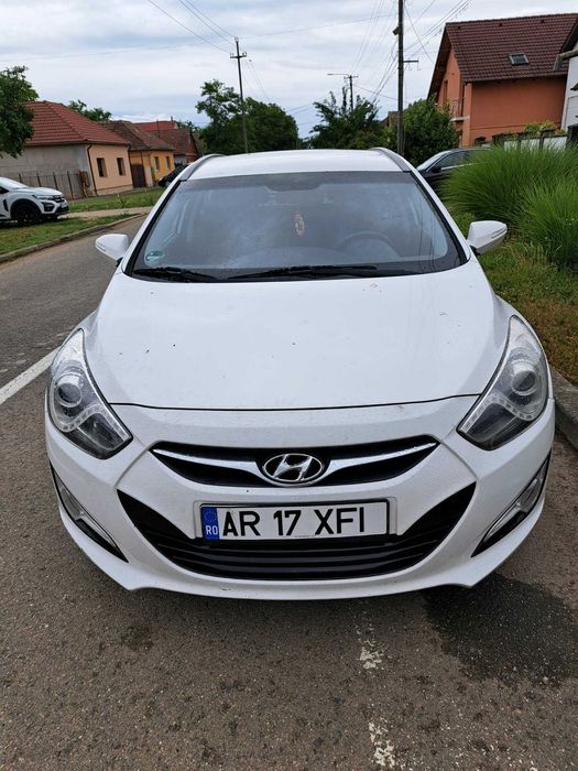 HYUNDAI i40 2012 — imagine 2