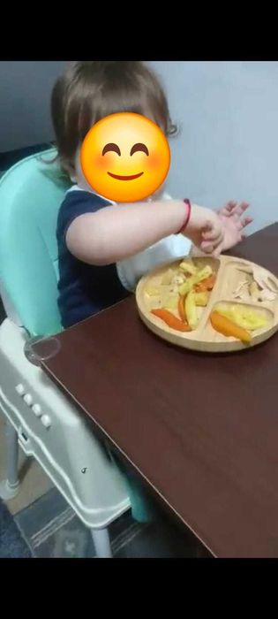 Scăunel de masă bebe