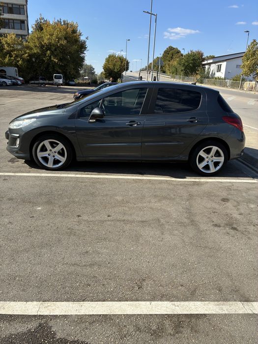 Peugeot 308 1.6 HDi 109 к.с. – 2009 г.