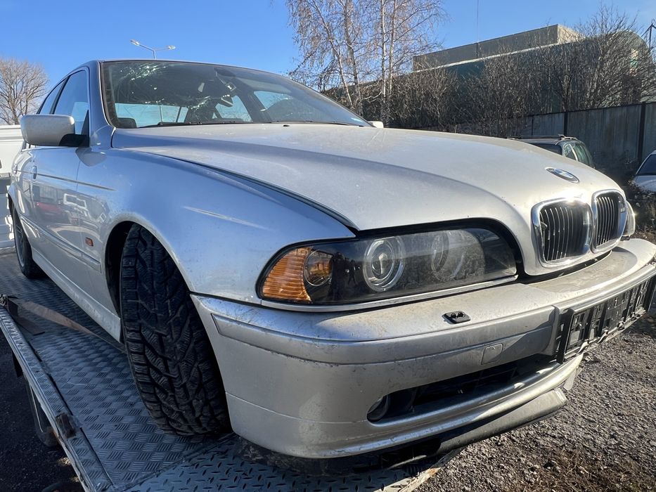 BMW 525d 163кс на части