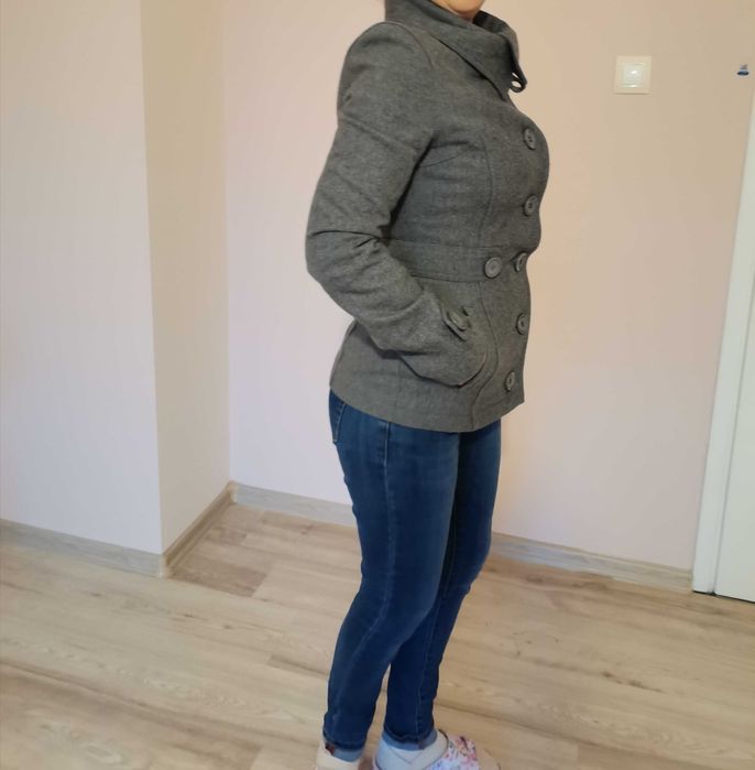 Дамско палто, яке