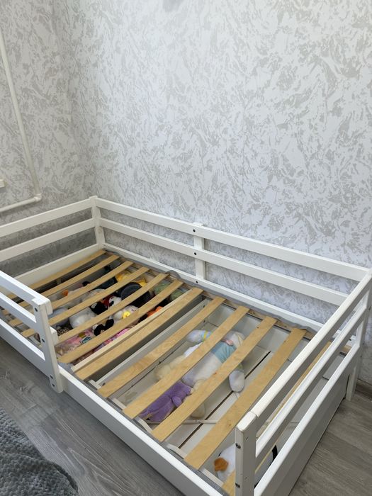 Продам детскую кровать