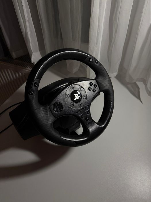Vând volan Thrustmaster T80
