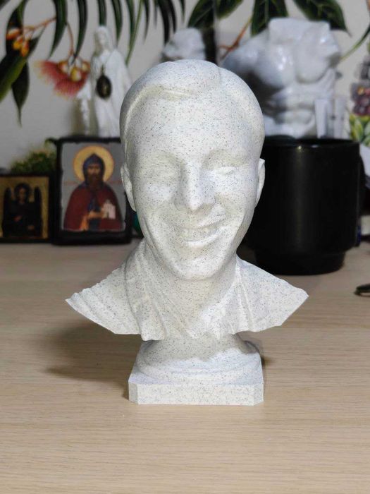 Скулптура по снимка – бюст по поръчка, 3D печат FDM, уникален, 15 см