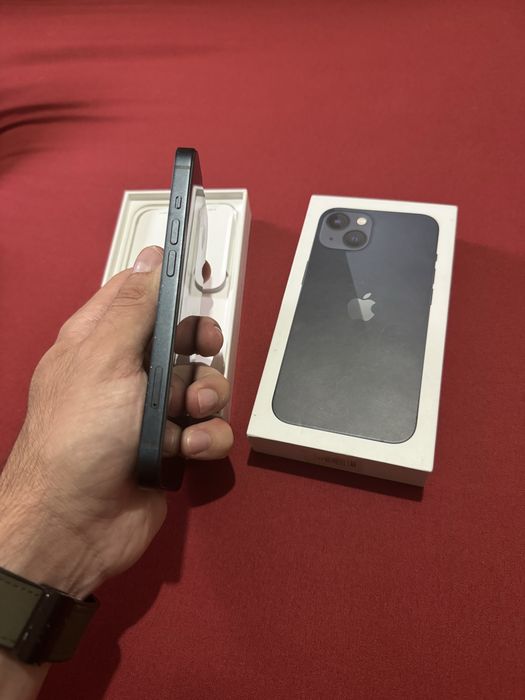 Продам телефон Айфон 13 128Gb