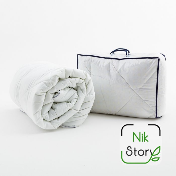 Продам два одеяла 140х205