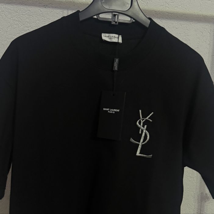 Tricou YSL  de barabti