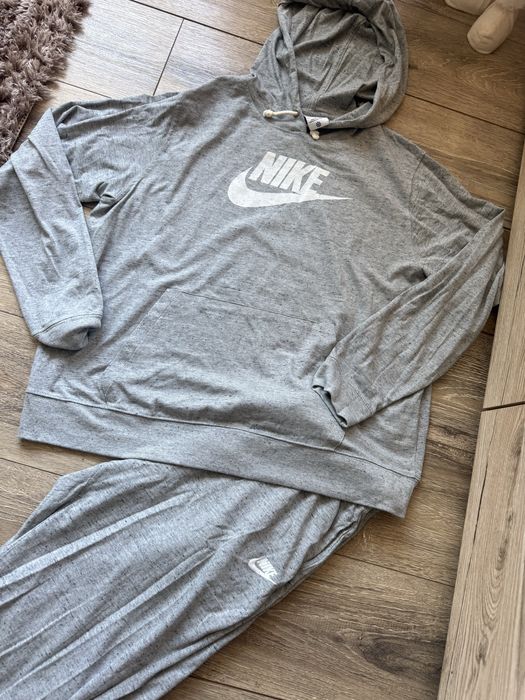 Дамски екип nike
